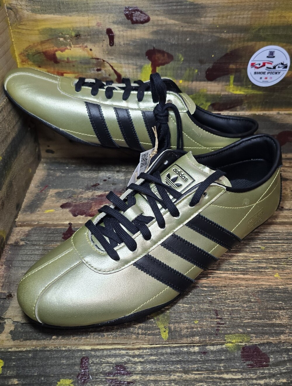 Adidas Tokyo Retro Gold Metallic Black Stripes Women Sz 10.5 Originals JQ0594